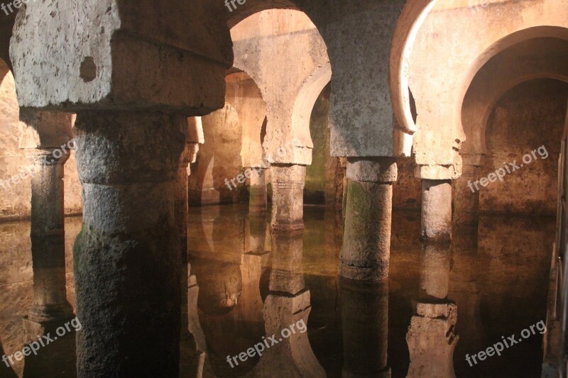 Cáceres Cistern Water Reflection Free Photos