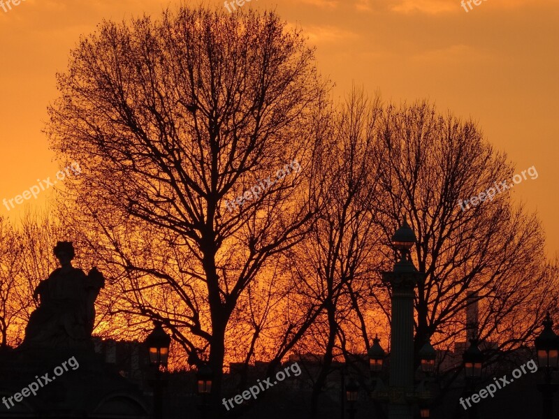 Tuileries Paris Abendstimmung Orange Sunset