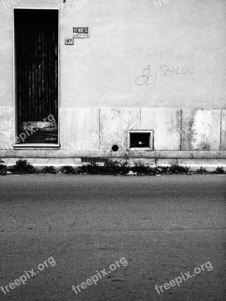 House Road Written Glimpse Door