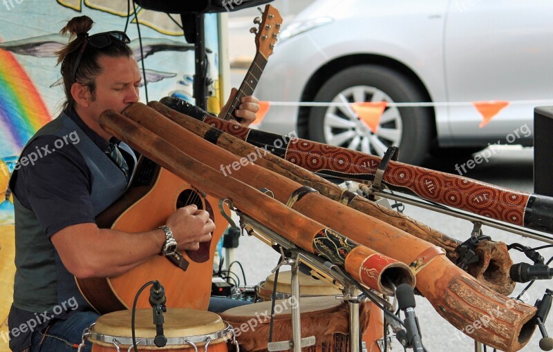 Alleinunterhalter Didgeridoo Australia Music Wind Instrument