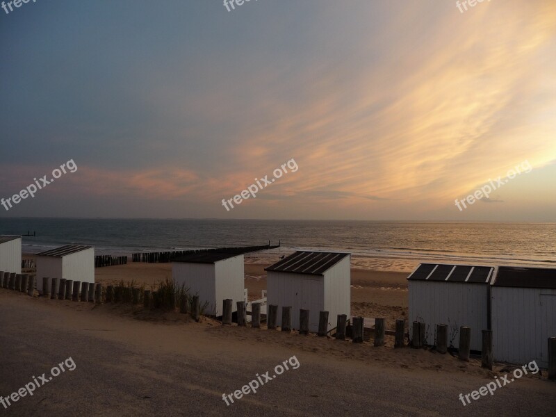 Sea Hut Water Recovery Vacations