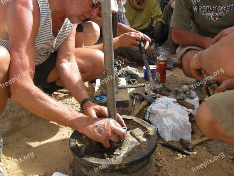 Breakdown Mechanic Mutual Aid Repair Wheel