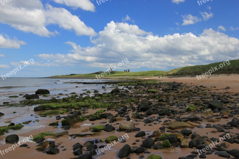 Dunstanburgh Castle Embleton Northumberland England Coast