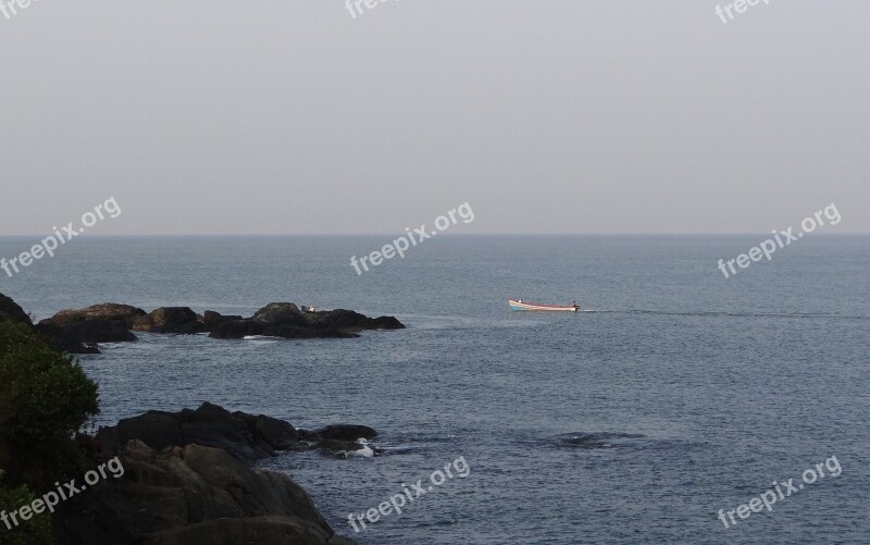 Sea Arabian Coast Rocky View