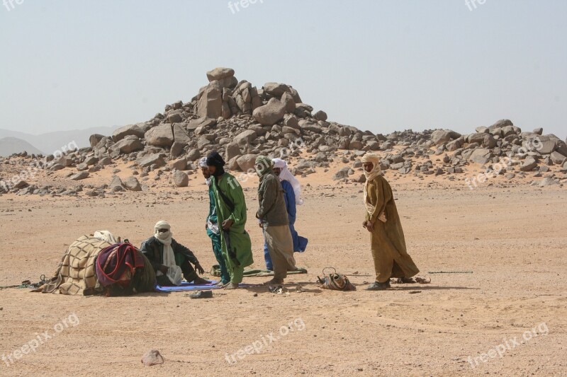 Algeria Sahara Tuareg Men Mutual Aid