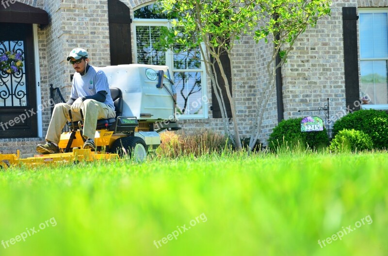 Lawn Care Lawn Maintenance Lawn Services Grass Cutting Lawn Mowing