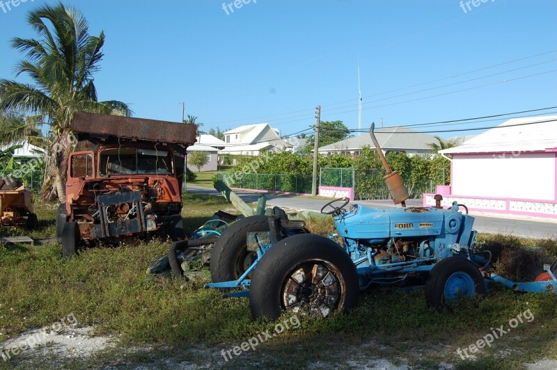 Tractor Campaign Rusty Free Photos