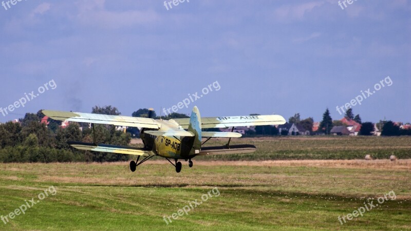 Aircraft Start Double Decker Propeller Take Off