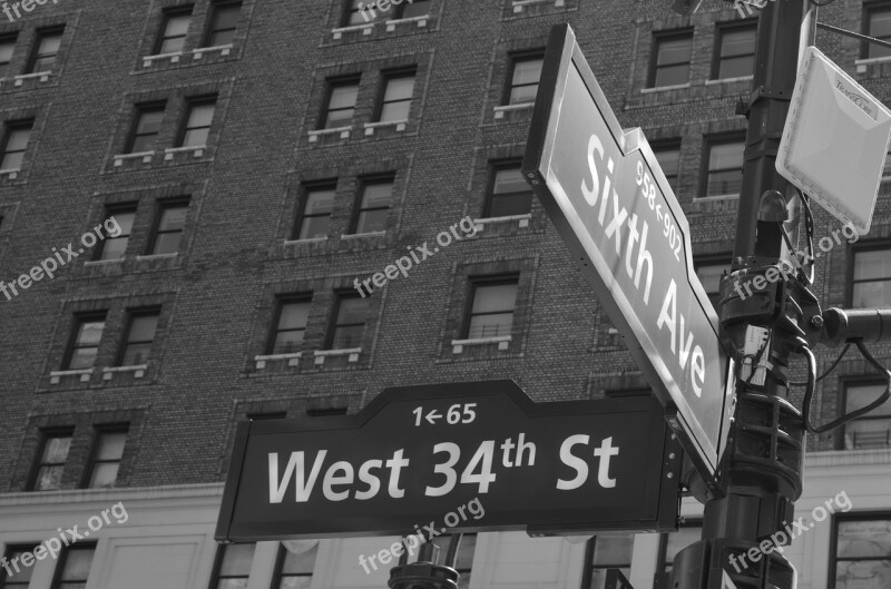 Corner Crossroads Plate Street New York