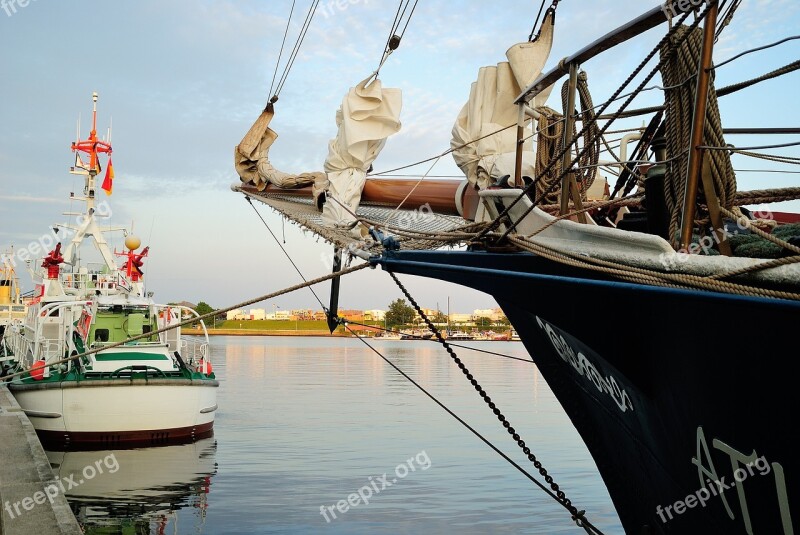 Bontekai Sailor Lifeboat Free Photos