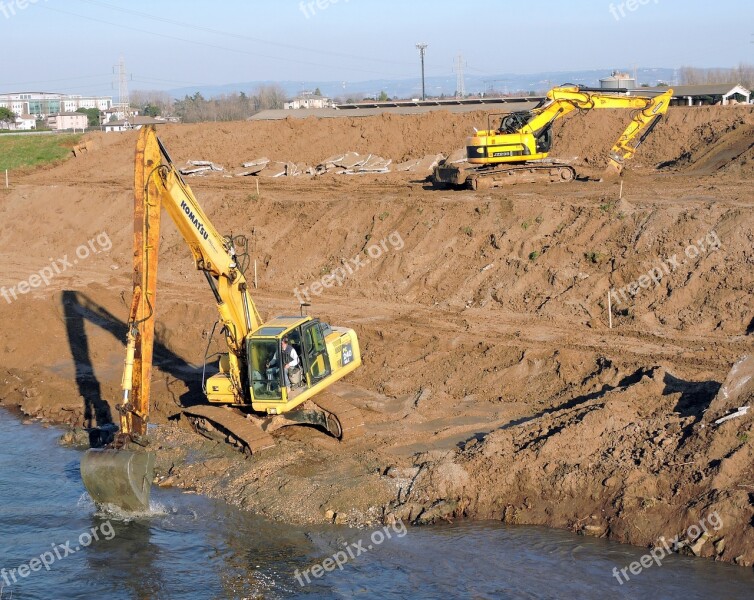 Levee Excavator Work River San Bonifacio