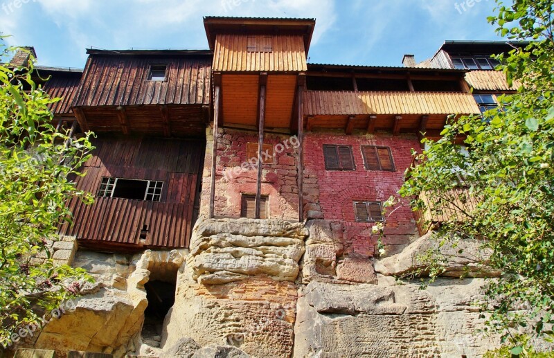 Can Houses Historical City úštěk