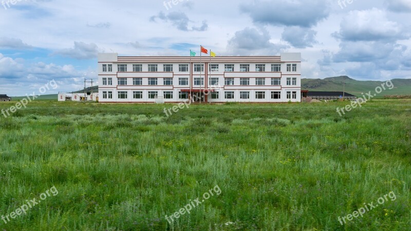 Prairie Building Banner Blue Sky Green Grass