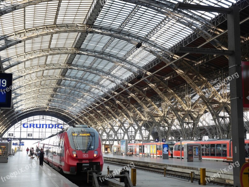 Leipzig Railway Station Train Free Photos