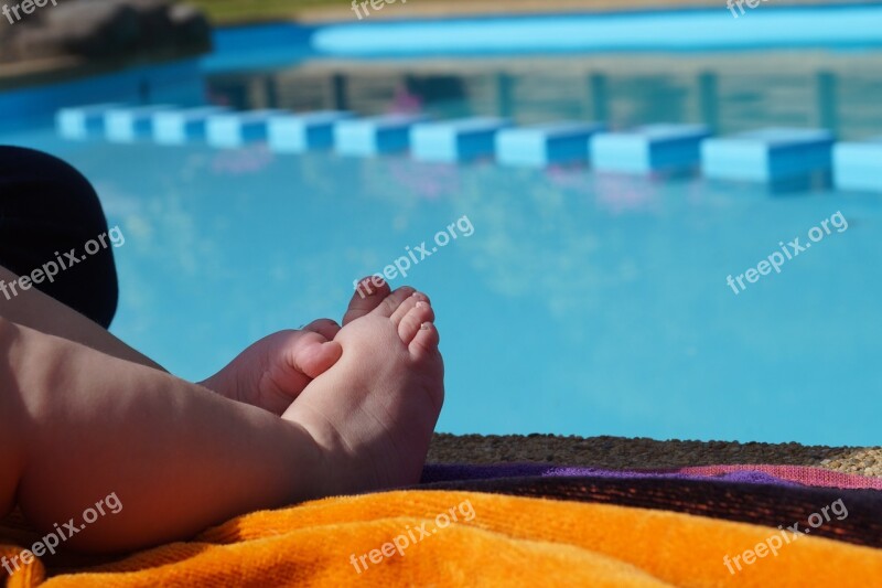 Feet Baby Barefoot Child Fingers