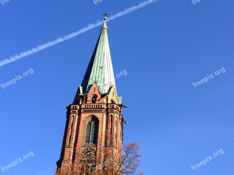 Steeple Lüneburg Nicolai Church Contrail Spire