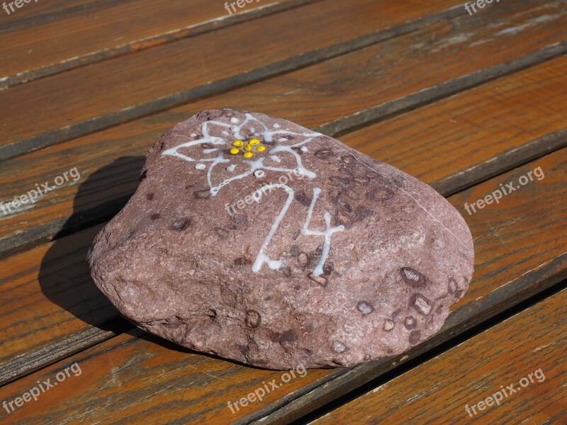 Stone Red Painted Edelweiss Logo