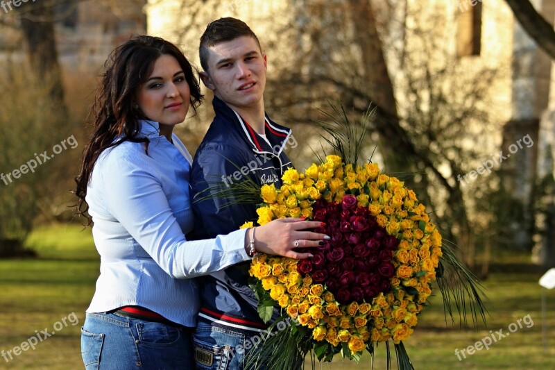 The Photo Shoot Deep Couple Bouquet In Love