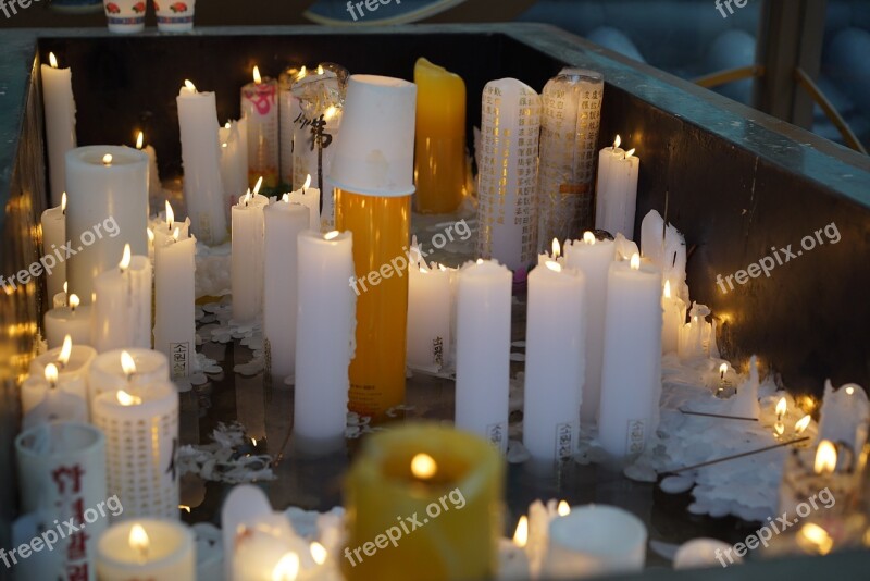 Candle Candlelight Buddhism Prayer Free Photos