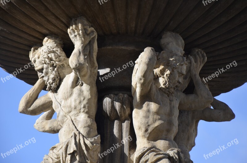 Fountain Square Czech Budějovice Statuary