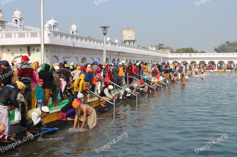 Gurudwara Dukhniwaran Sahib Patiala Sikh Bath Turban