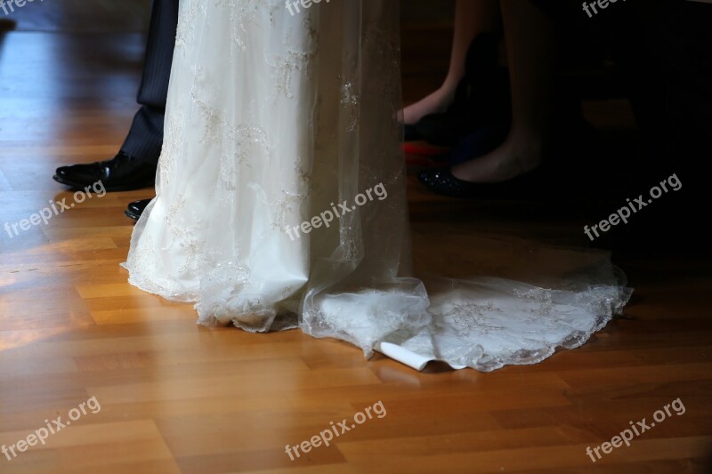 Wedding Bride Groom Atmosphere Train