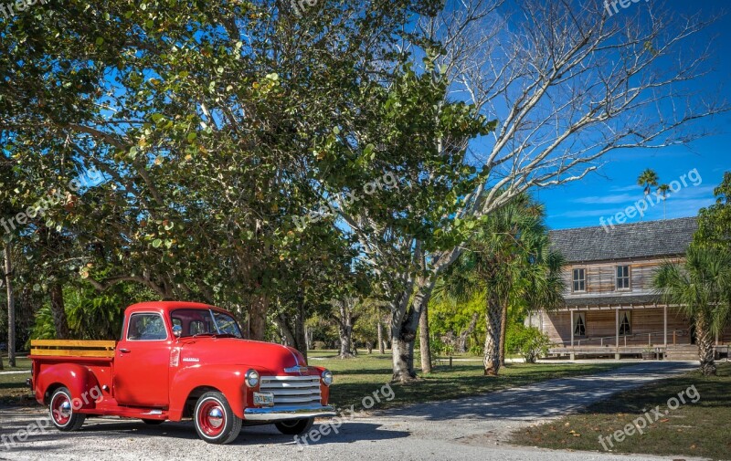 Koreshan State Park Cult Florida Yellow House 1900's