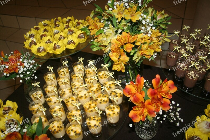 Prom Sweet Table Yellow Dessert Free Photos