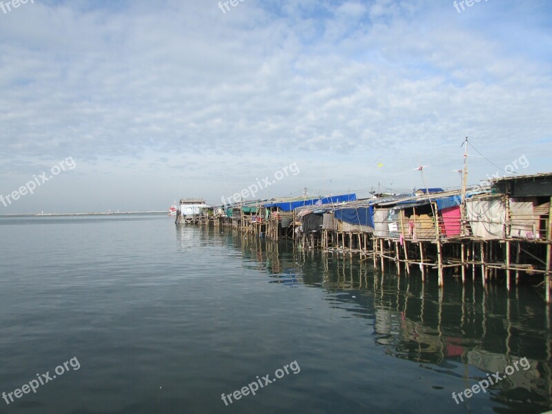 Pleasant Horizon Thailand Color Blue