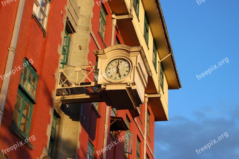 Wall Clock Mall Road Shimla India Time