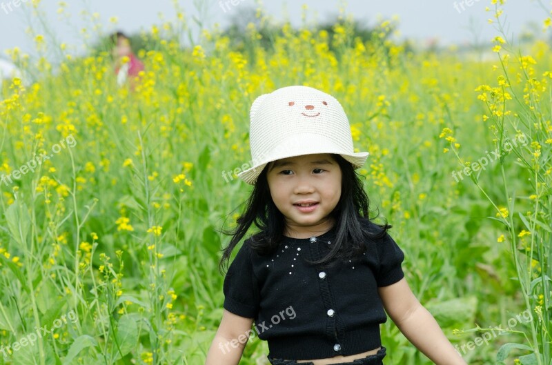 Little Flower Reform Field Girl Young