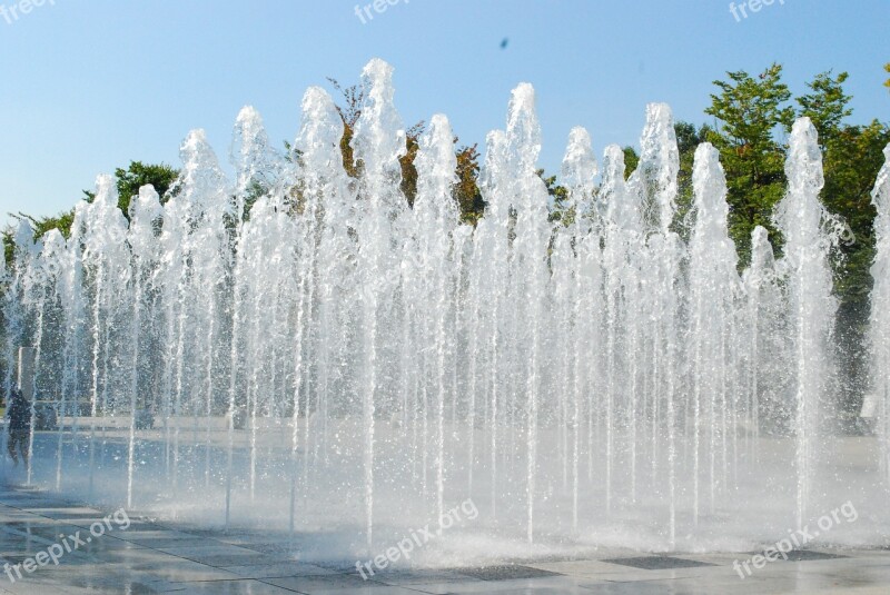 Fountain Landscape Water Summer Cool