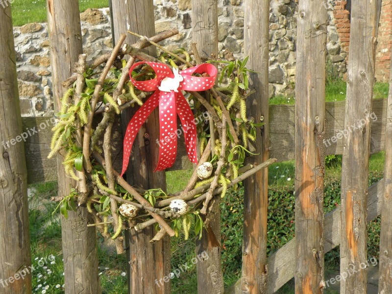 Gate Wreath Easter Ornament Holidays