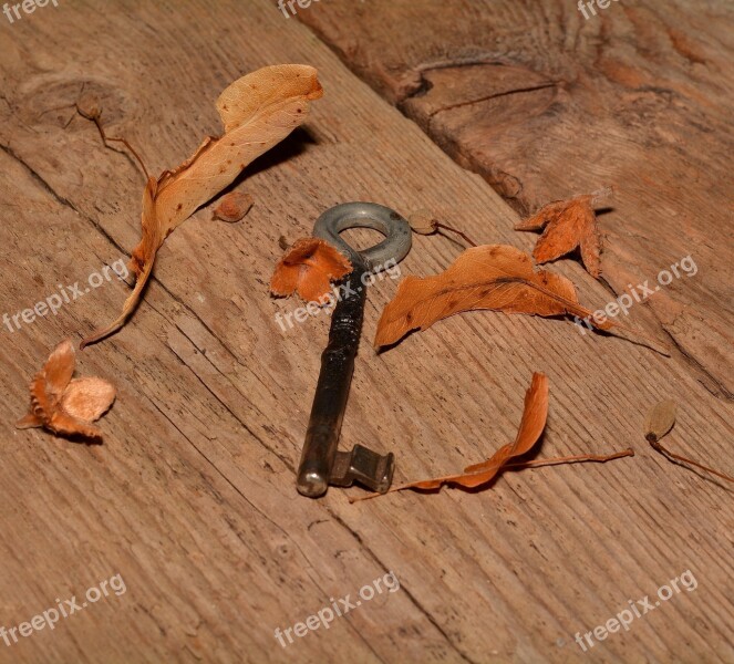 Key Old Metal Wood Close Up