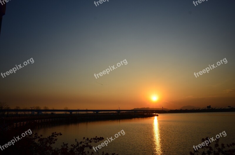 Sunset Solar Glow Lake By The River