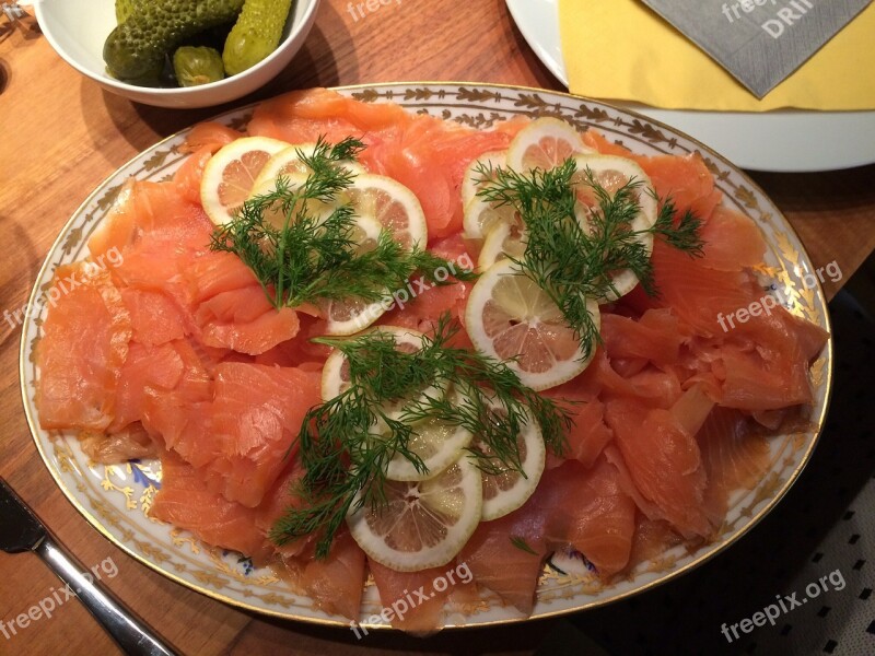 Salmon Dill Lemon Plate Eat