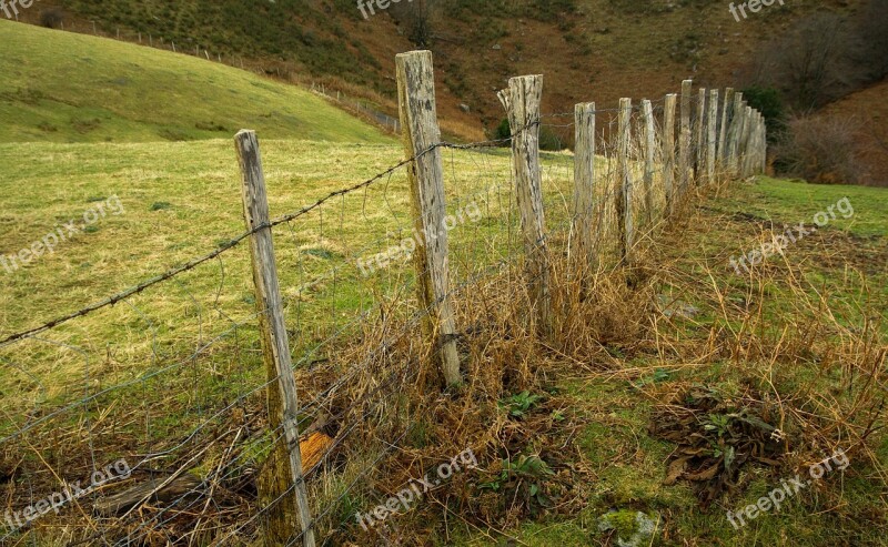 Closing Barbed Wire Prairie Free Photos