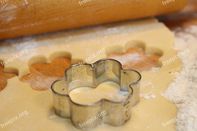 Dough Bake Ingredients Hand Labor Knead