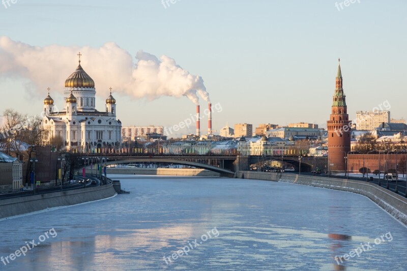 The Kremlin Winter Moscow Kremlevskaya Embankment River