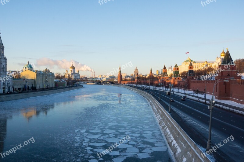 The Kremlin River Winter Moscow Kremlevskaya Embankment