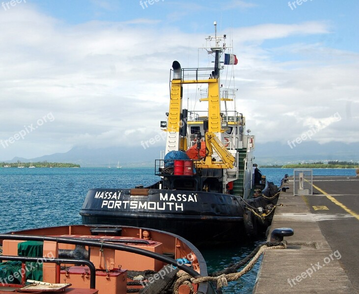 Boat Tug Port Sea Ship