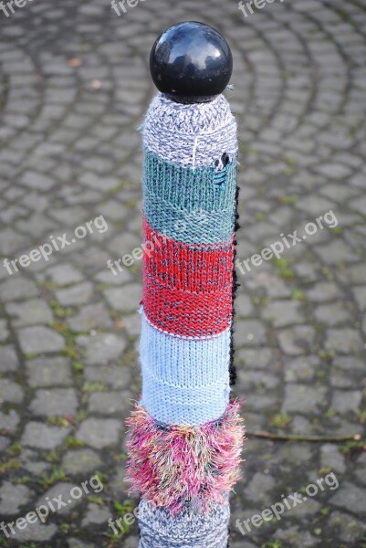 Knitted Knit Wool Post Ball