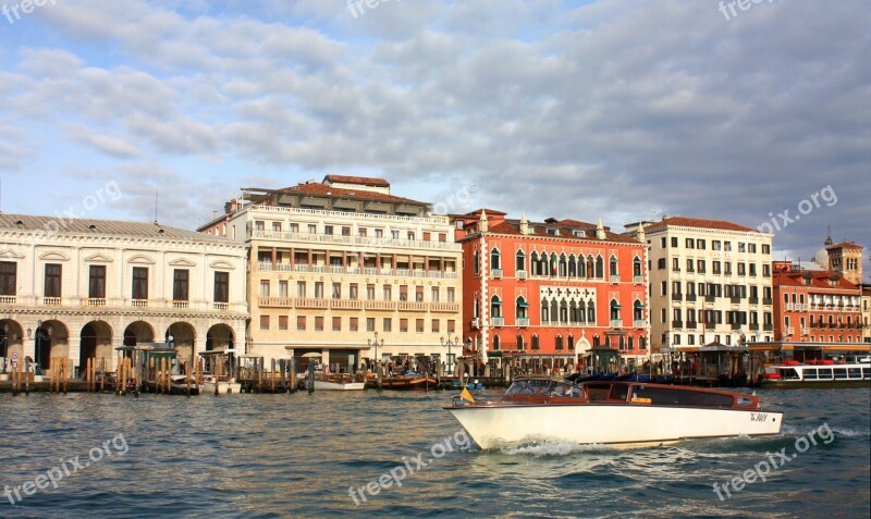 Boat Water Canal Architecture Old