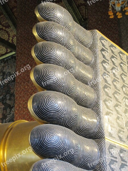 Thai Temple Toes Sculpture Symbol