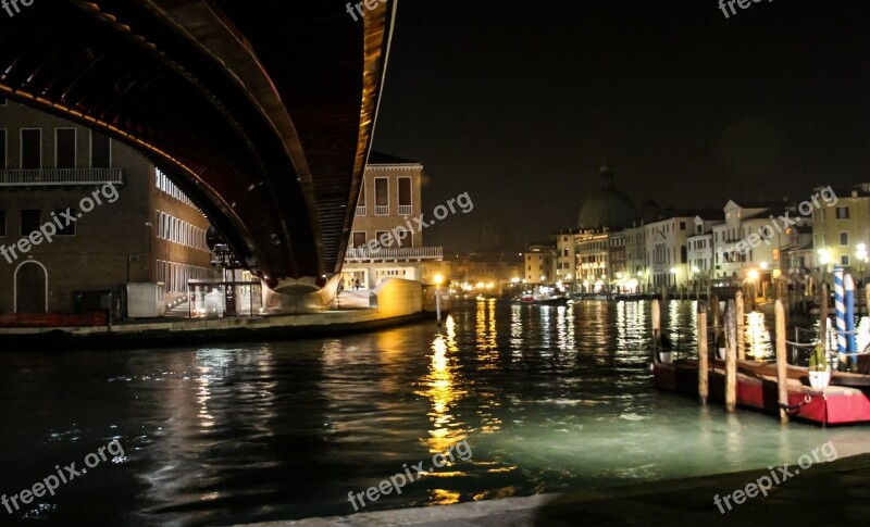 Channel Water Boat Night Lights