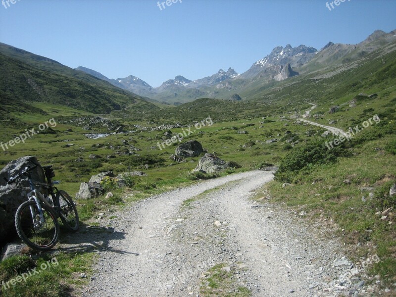 Mountain Bike Cycling Bike Away Mountains