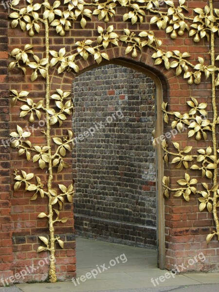 Architecture Gates Pathway Hampton Court