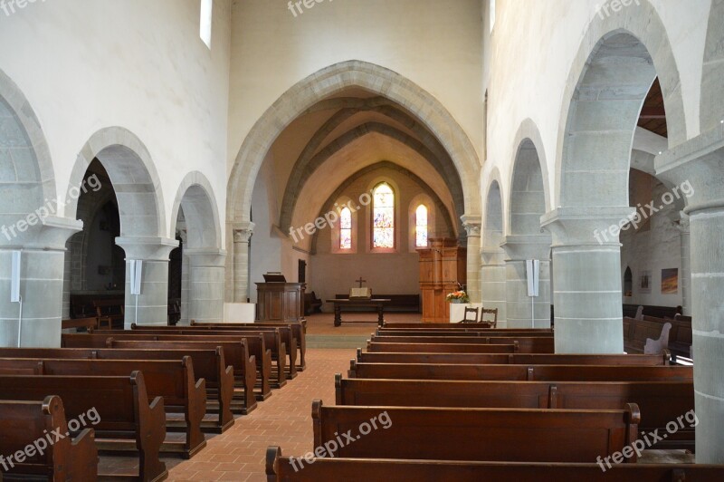 Church Benches Rows Of Benches Plenty Of Natural Light Gothic Style