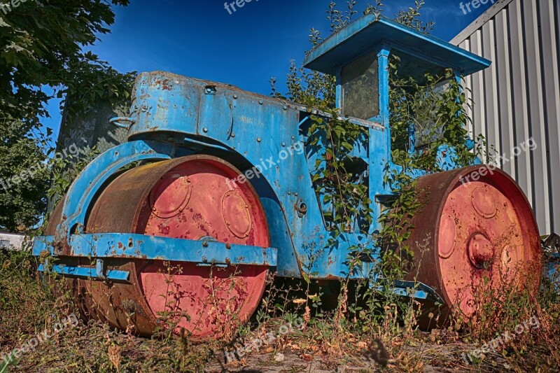 Road Roller Old Ailing Rusty Metal