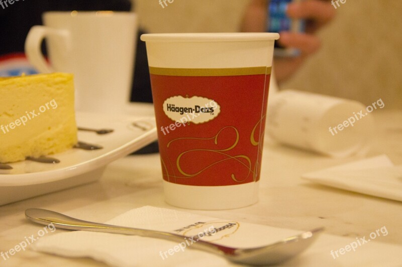 Häagen-dazs Paper Cup Dining Table Simple Dining